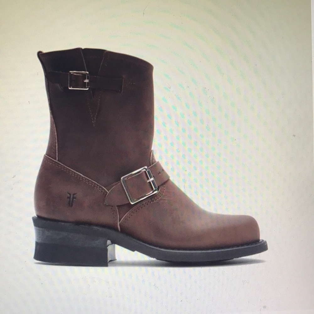 Frye Engineer 8R